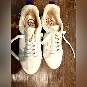 NEW Makers Shoes Mardi Gras Bille White and Purple Women's Sneakers, size 6.